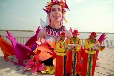 Río de tradiciones llena de legado el Malecón de Barranquilla